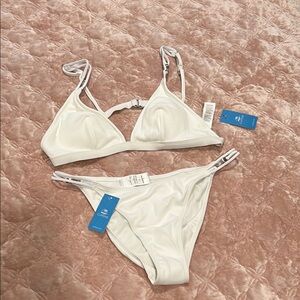 Elegant White Textured Bikini Set